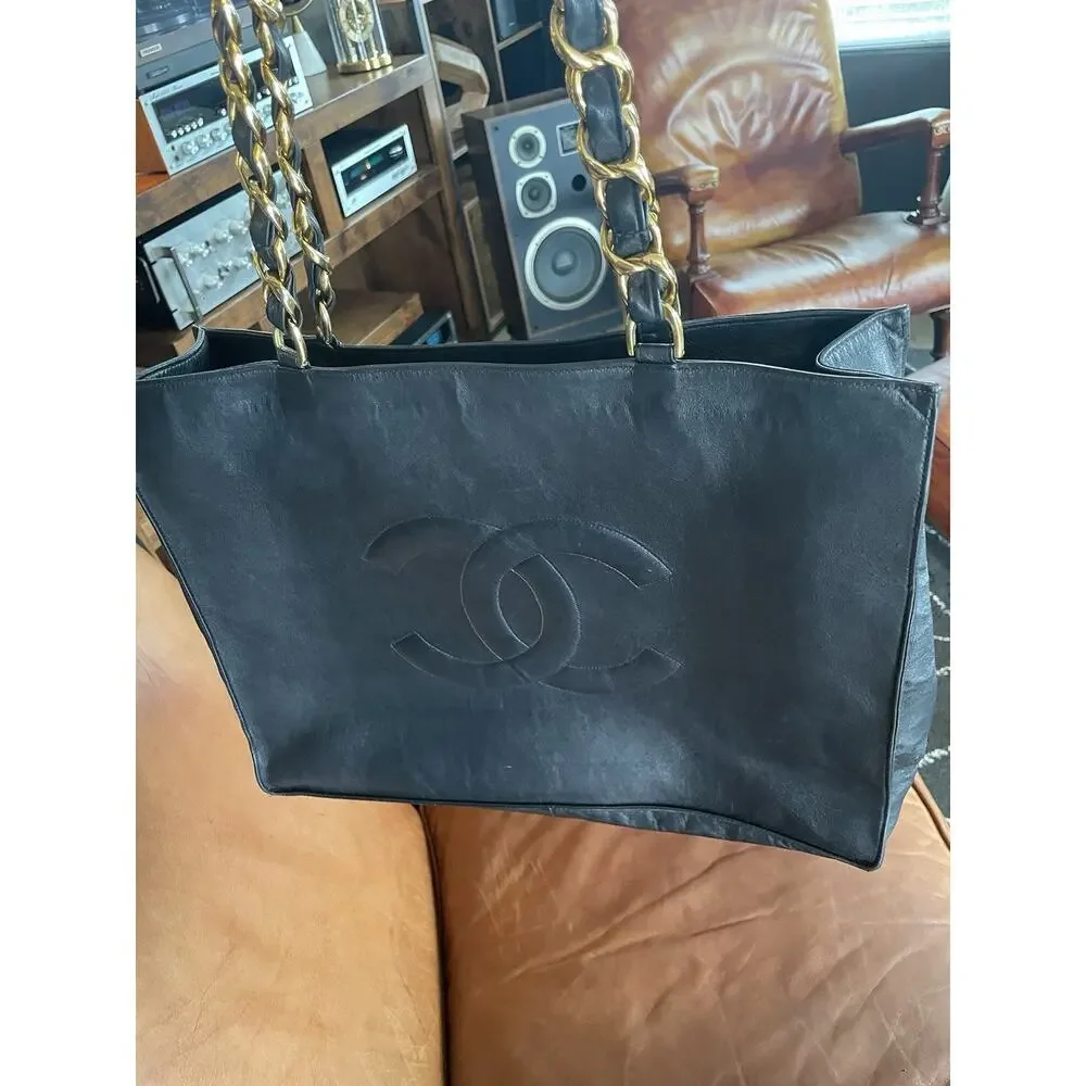 CHANEL 1994 VINTAGE BLACK 24K GOLD CHUNKY CHAIN CLASSIC CC LEATHER TOTE BAG - Picture 13 of 16